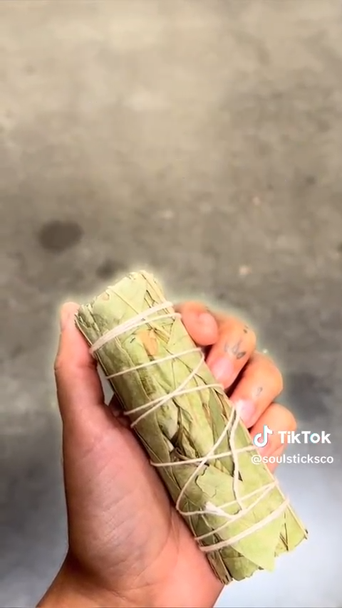 Smudge Sticks (dk)